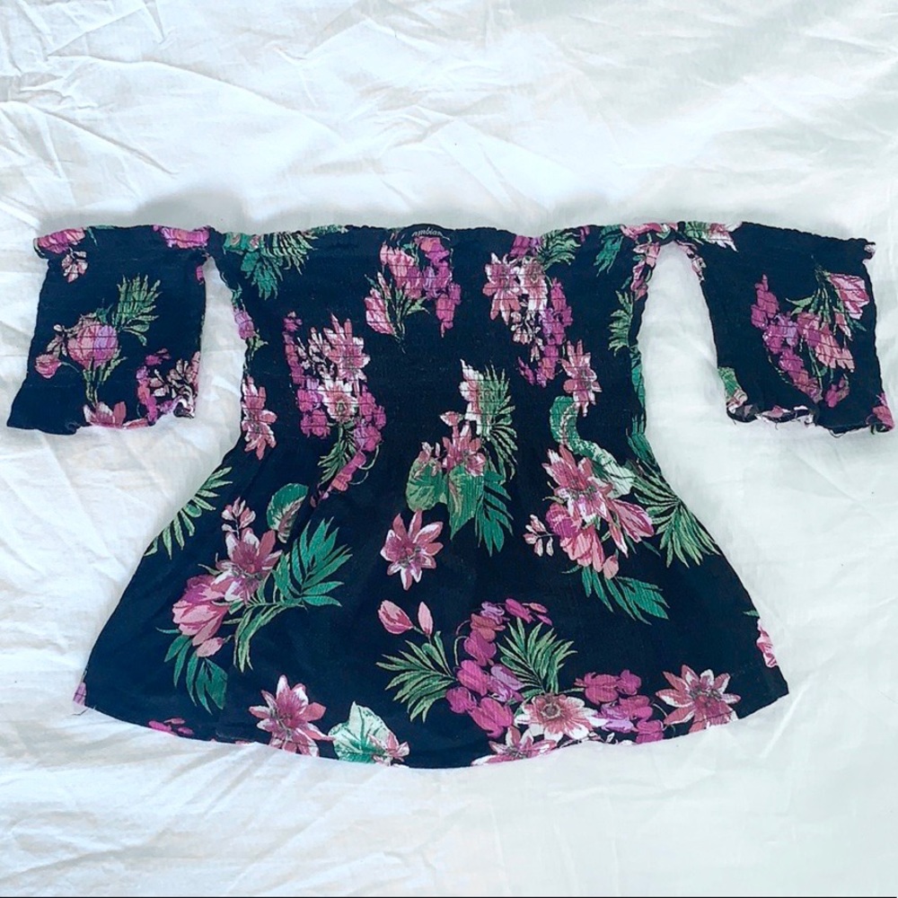 AMBIANCE | STRAPLESS FLORAL TOP